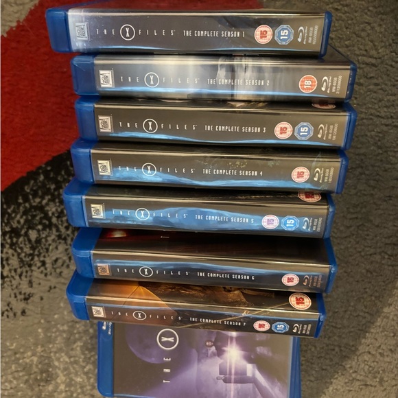The X-Files Collection Box Set - Picture 5 of 5